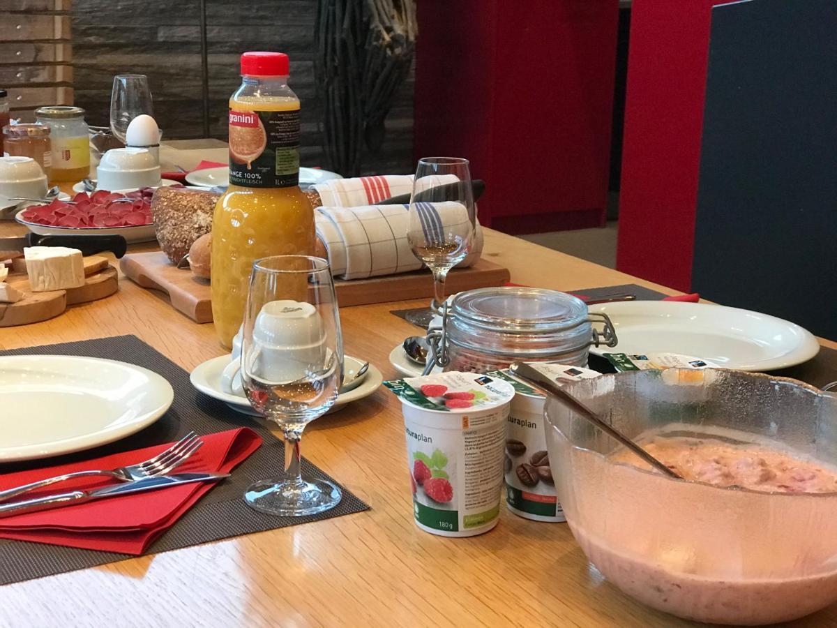 Bnb Vino Veritas Salgesch Eksteriør billede