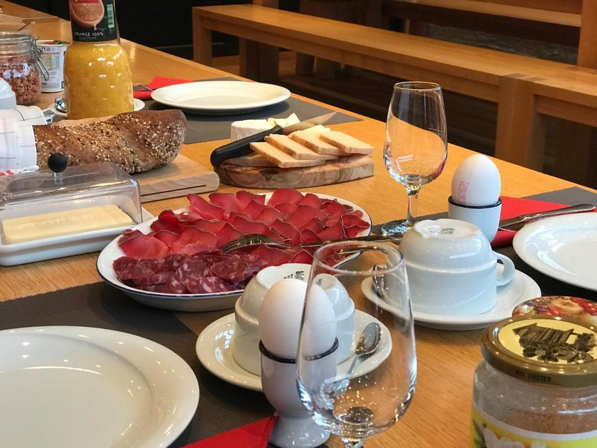 Bnb Vino Veritas Salgesch Eksteriør billede
